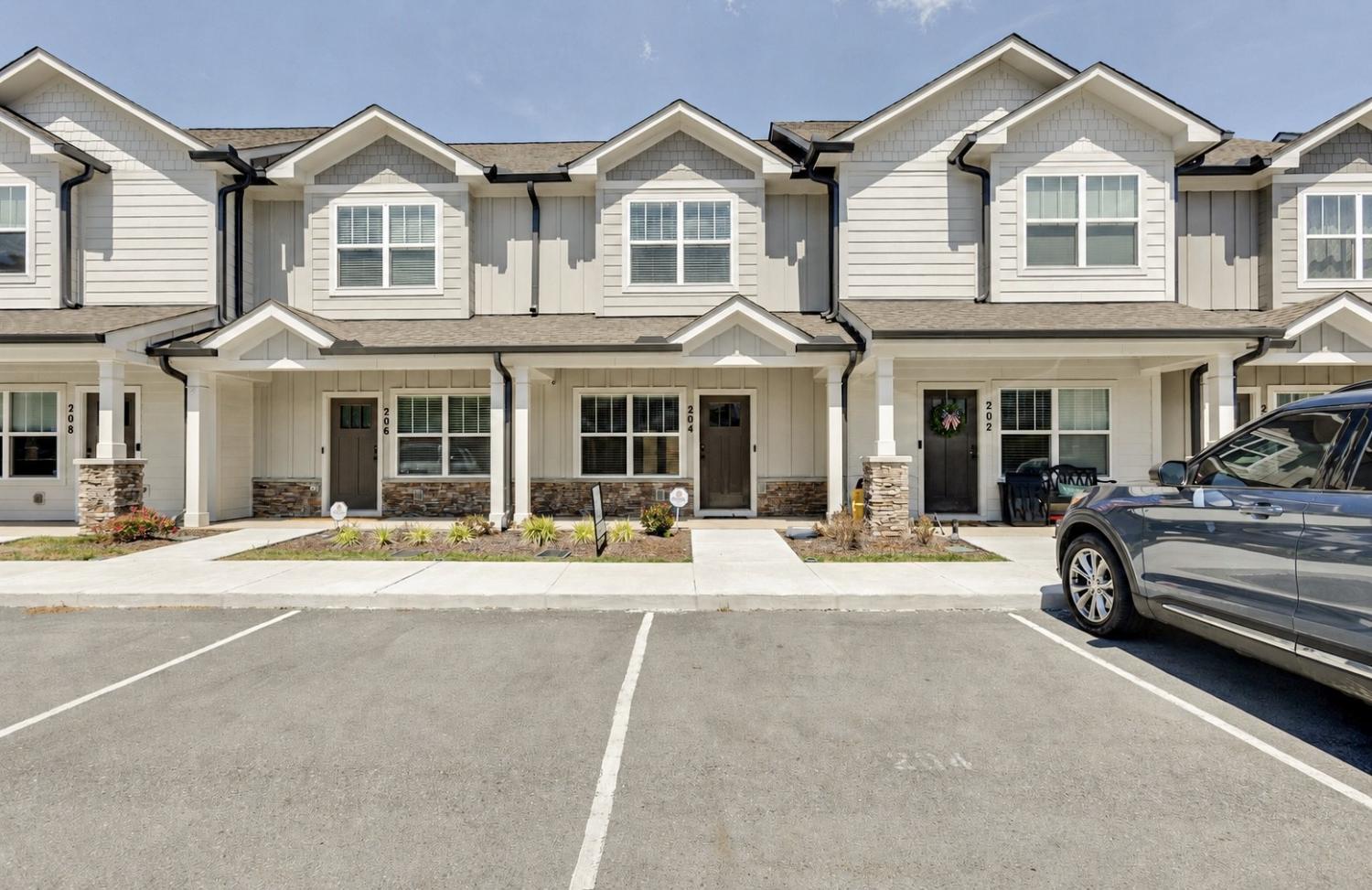 204-Bell-Forge-Ct For Sale