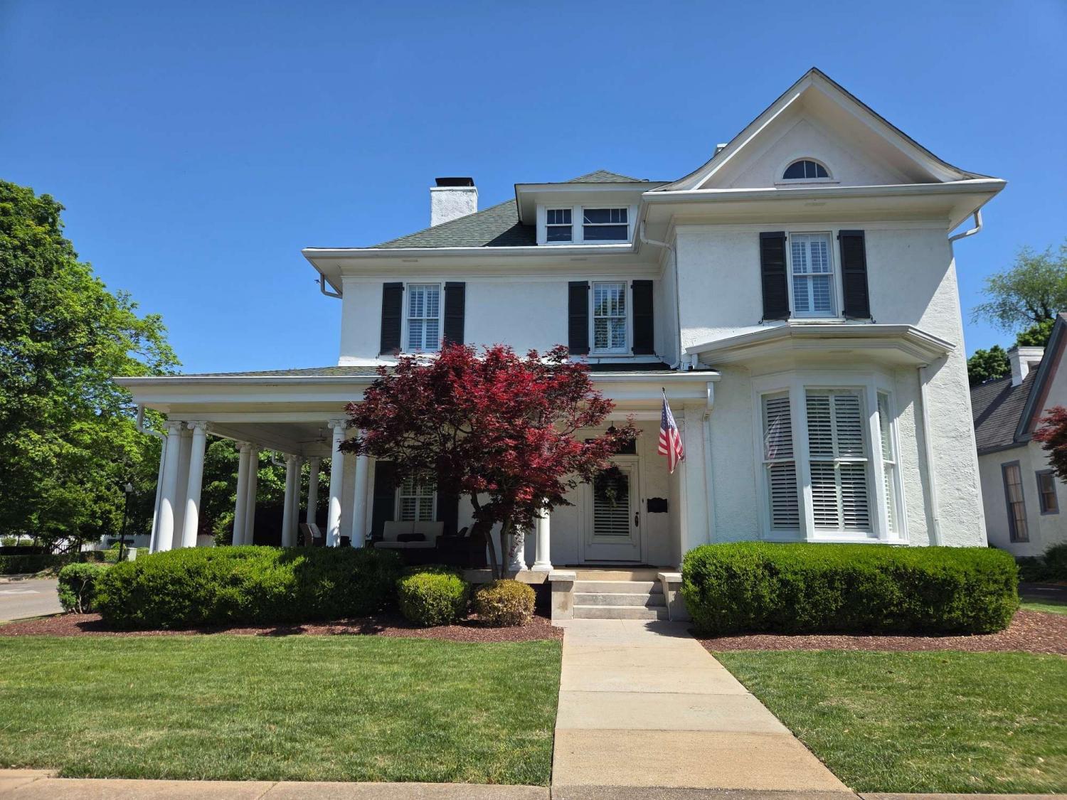 401-E-Main-St For Sale