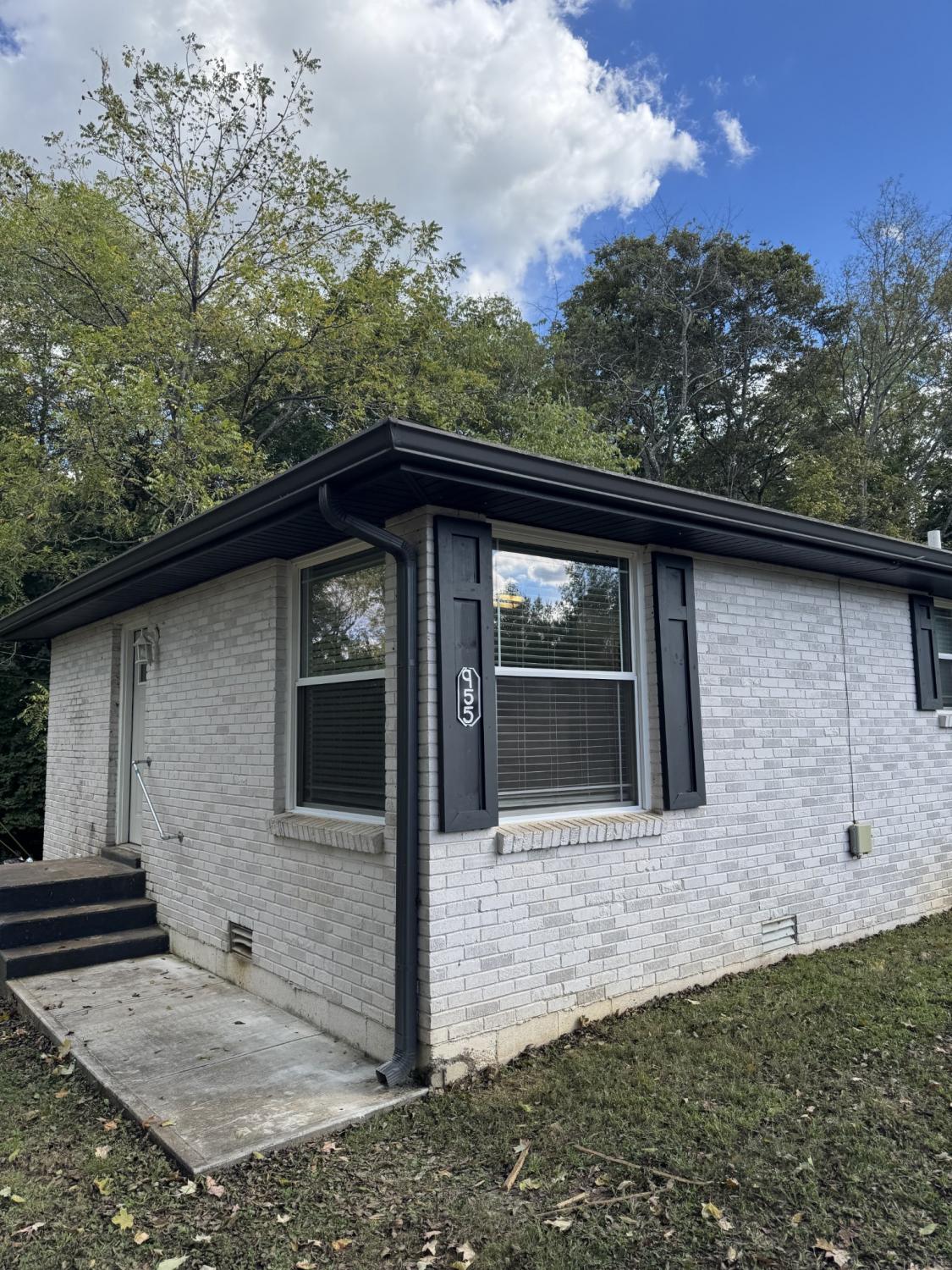 955-Richardson-St For Sale