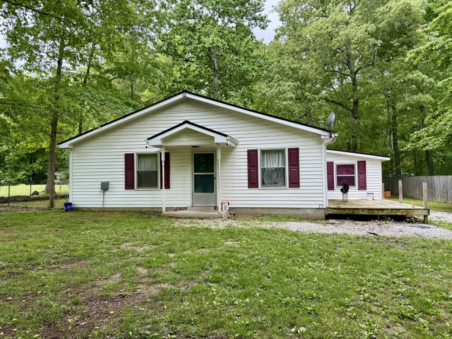 261-Oak-Dr For Sale