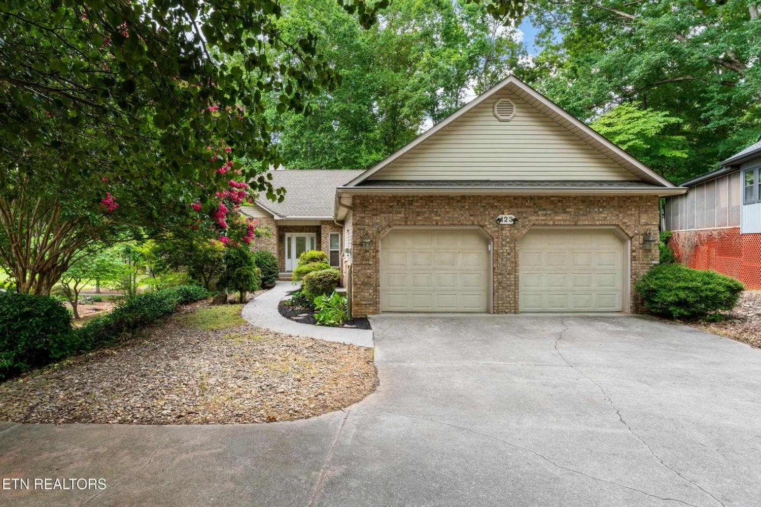 123-Inata-Circle For Sale