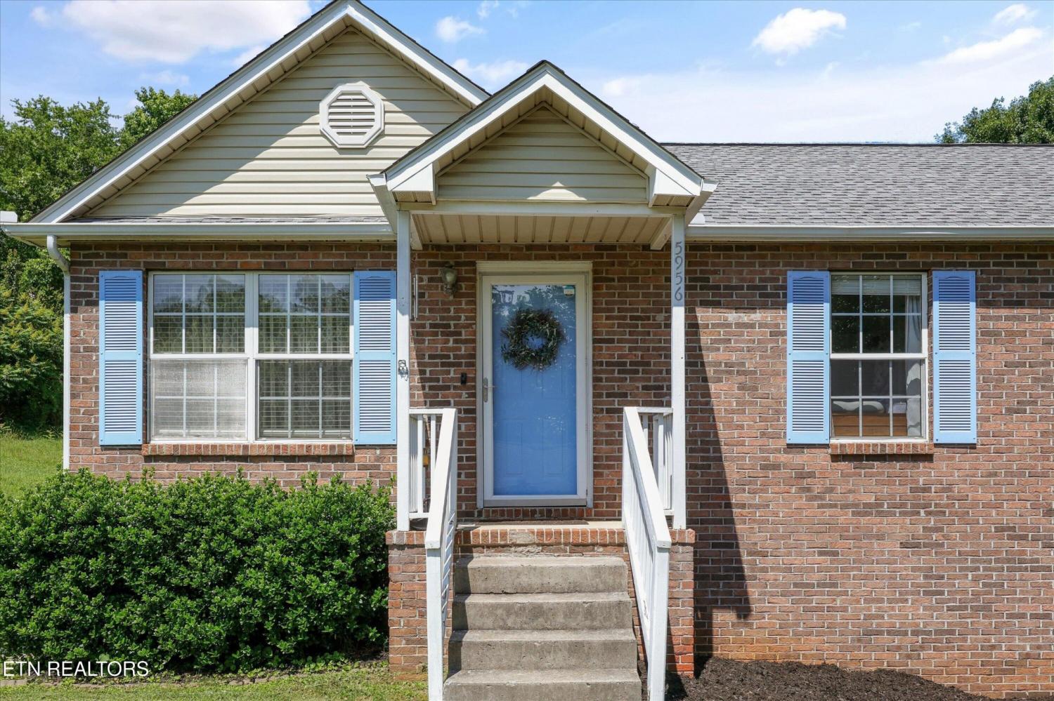 5956 Warrenpark Lane TN 37912 For Sale - 
