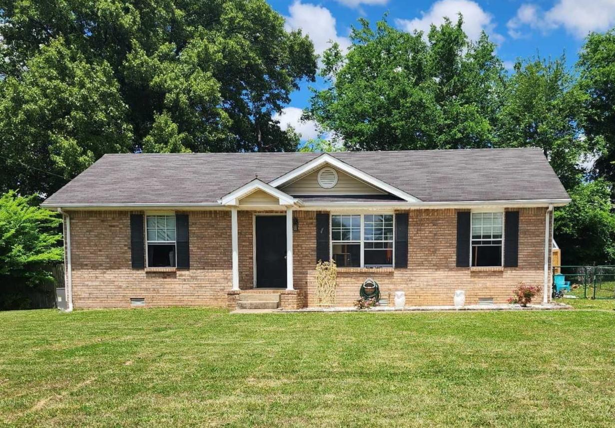 583-Oakmont-Dr For Sale