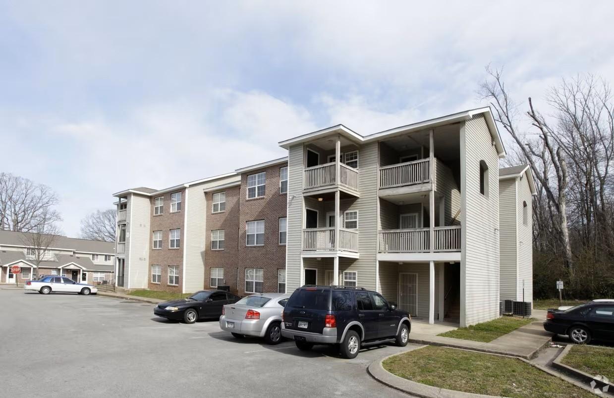 1400-N-Chamberlain-Ave For Sale