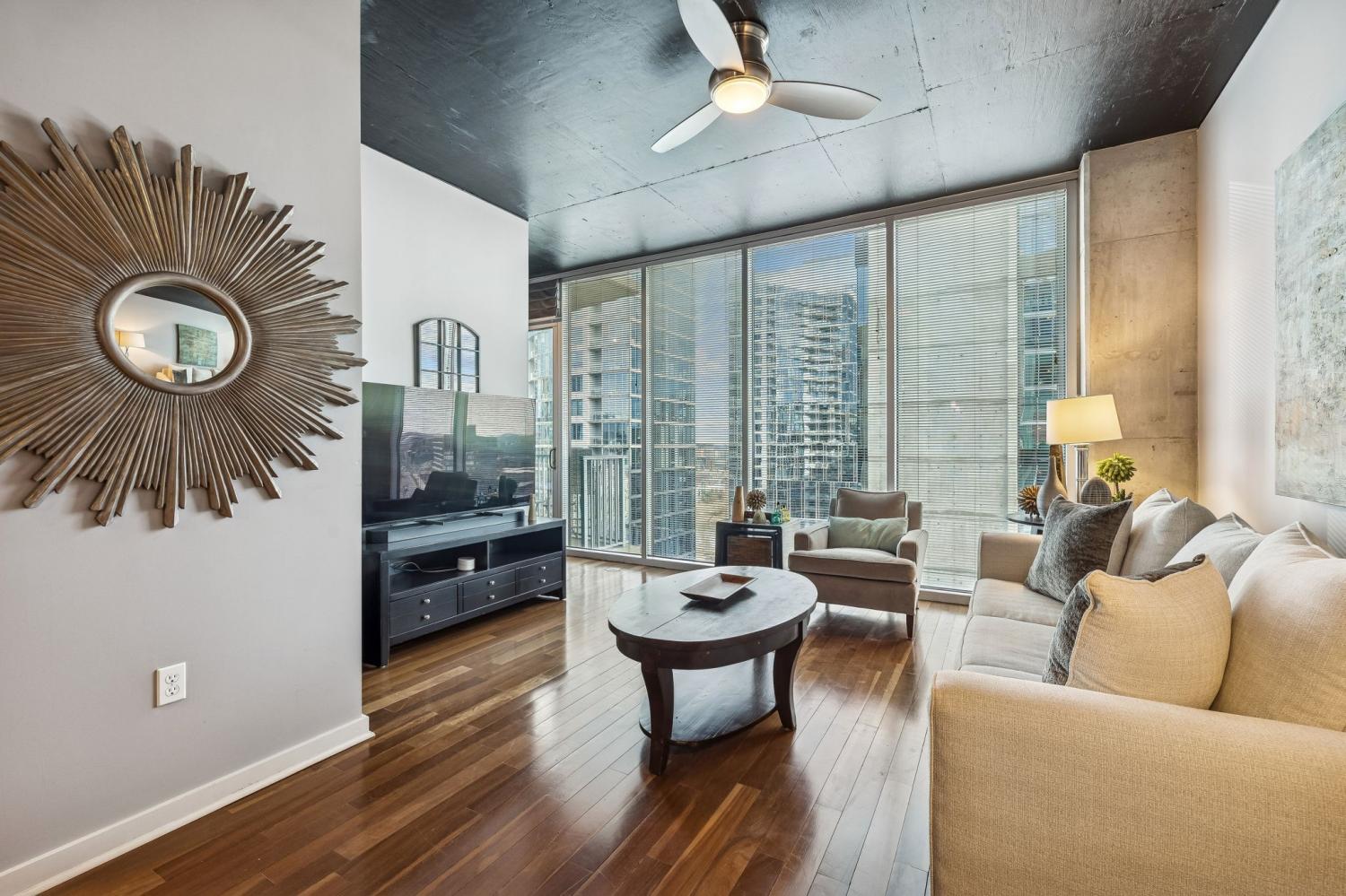 301-Demonbreun-St For Sale