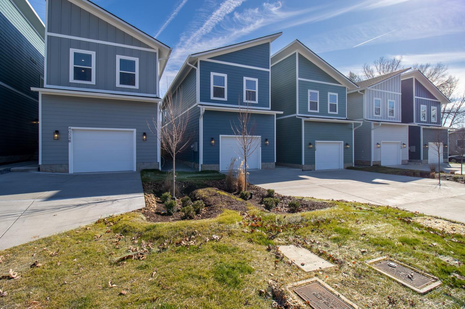 4028-University-Ave For Sale