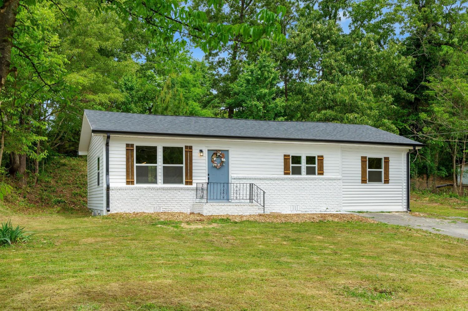 2606-Pine-Drive--SE For Sale