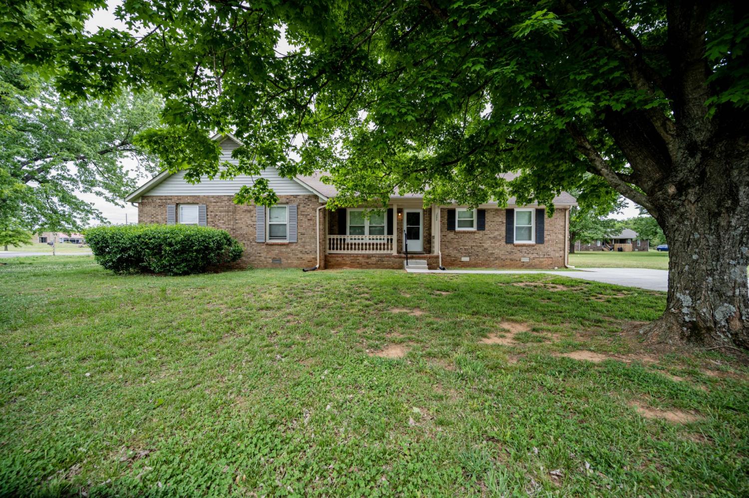 2594-Exeter-Dr For Sale