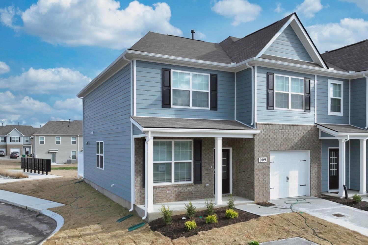 909-Shorttail-Ln For Sale