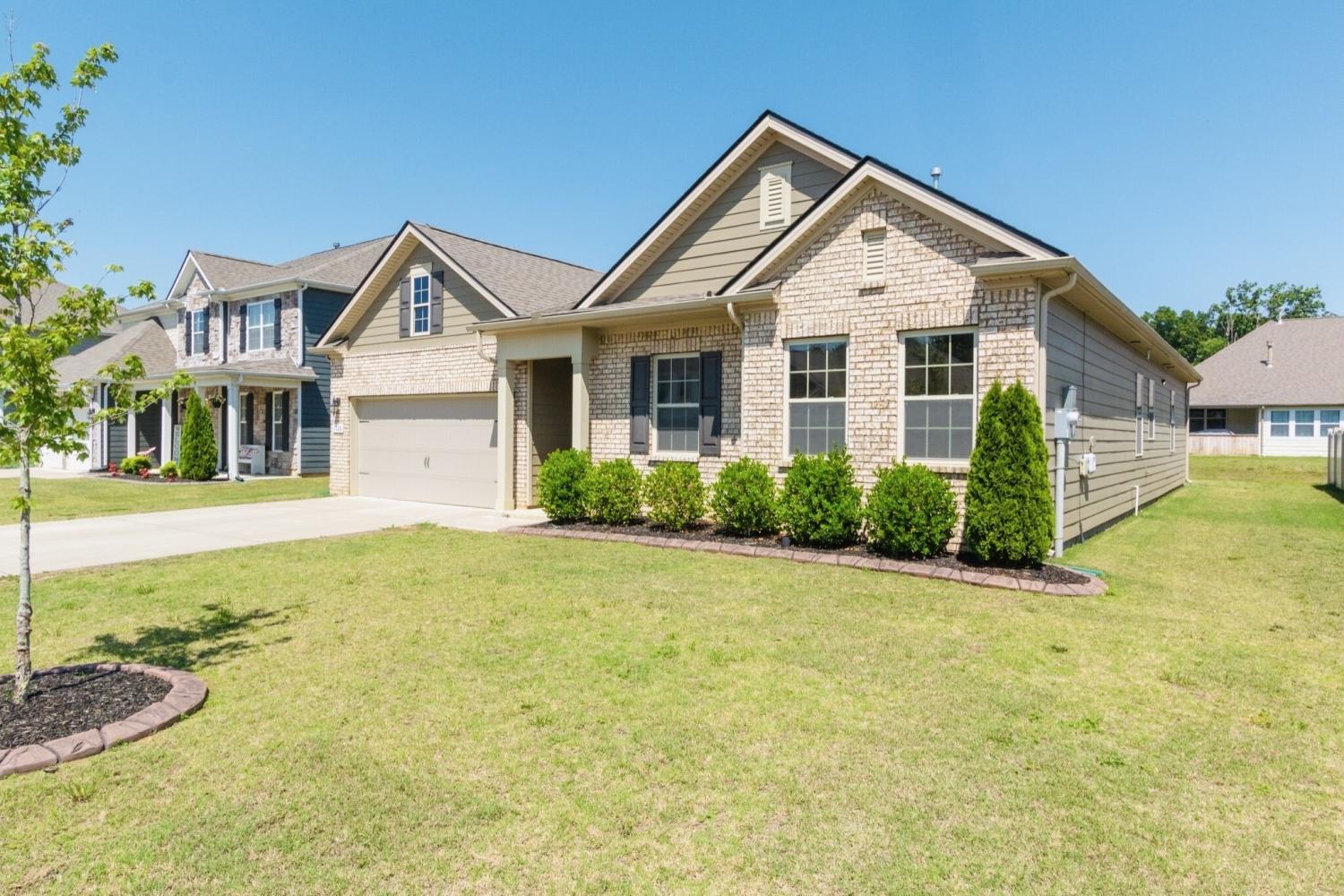 1126-Black-Oak-Dr For Sale
