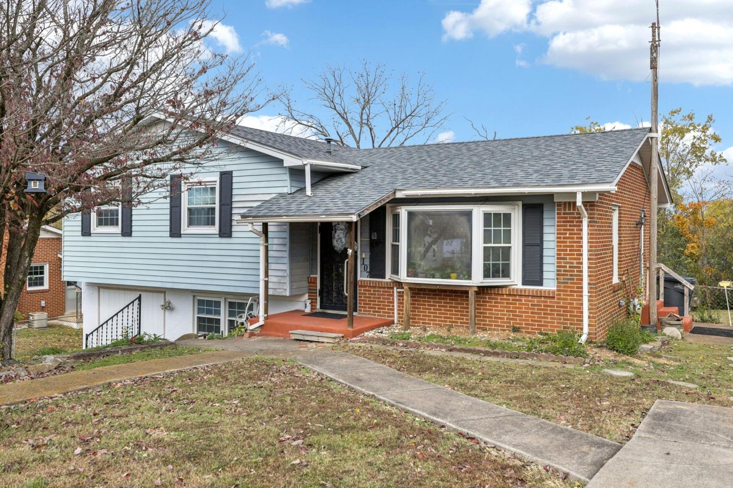 107-Gardendale-Dr For Sale