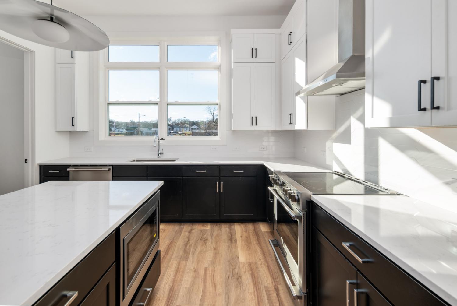107-E-9th-St For Sale