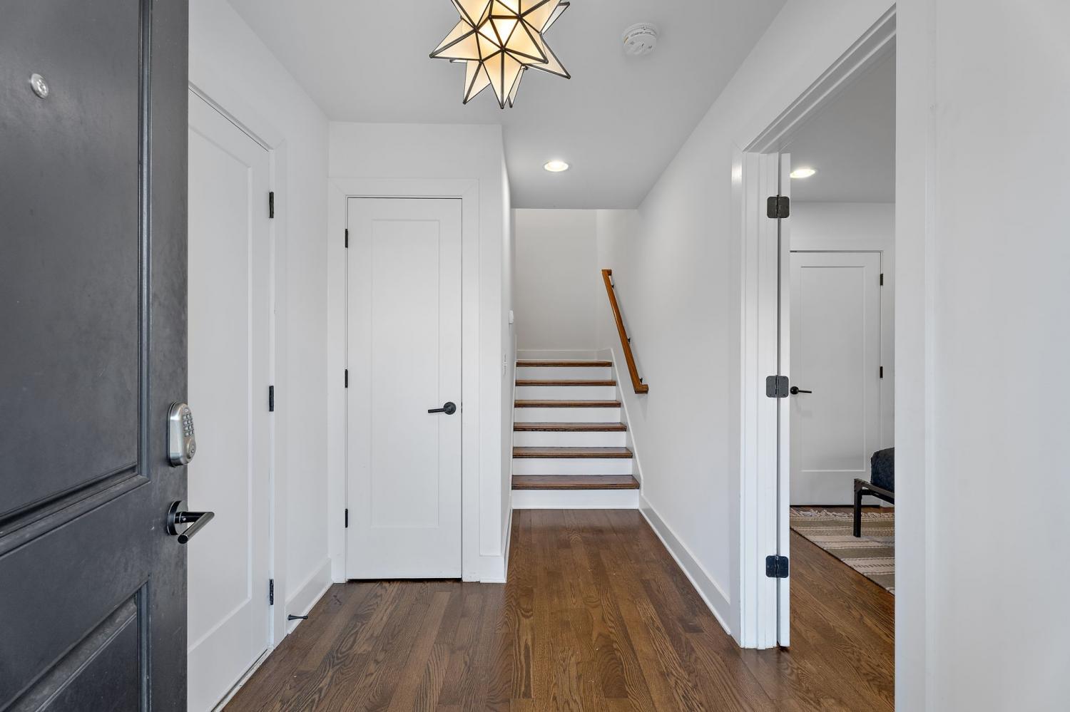 519-Chesterfield-Ave For Sale