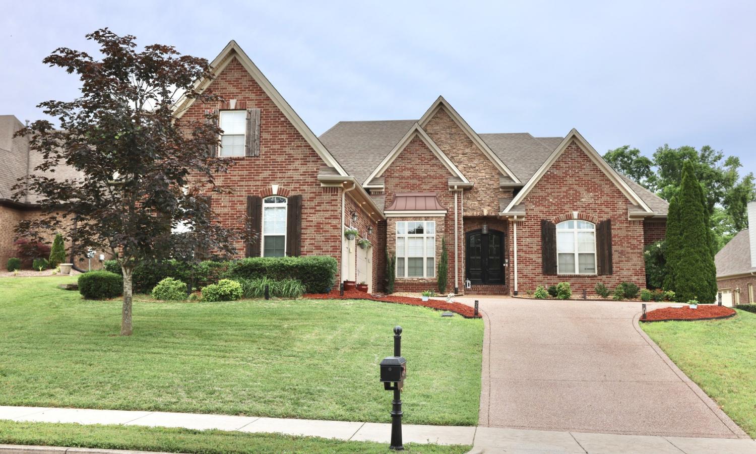 2176-Gorden-Xing For Sale