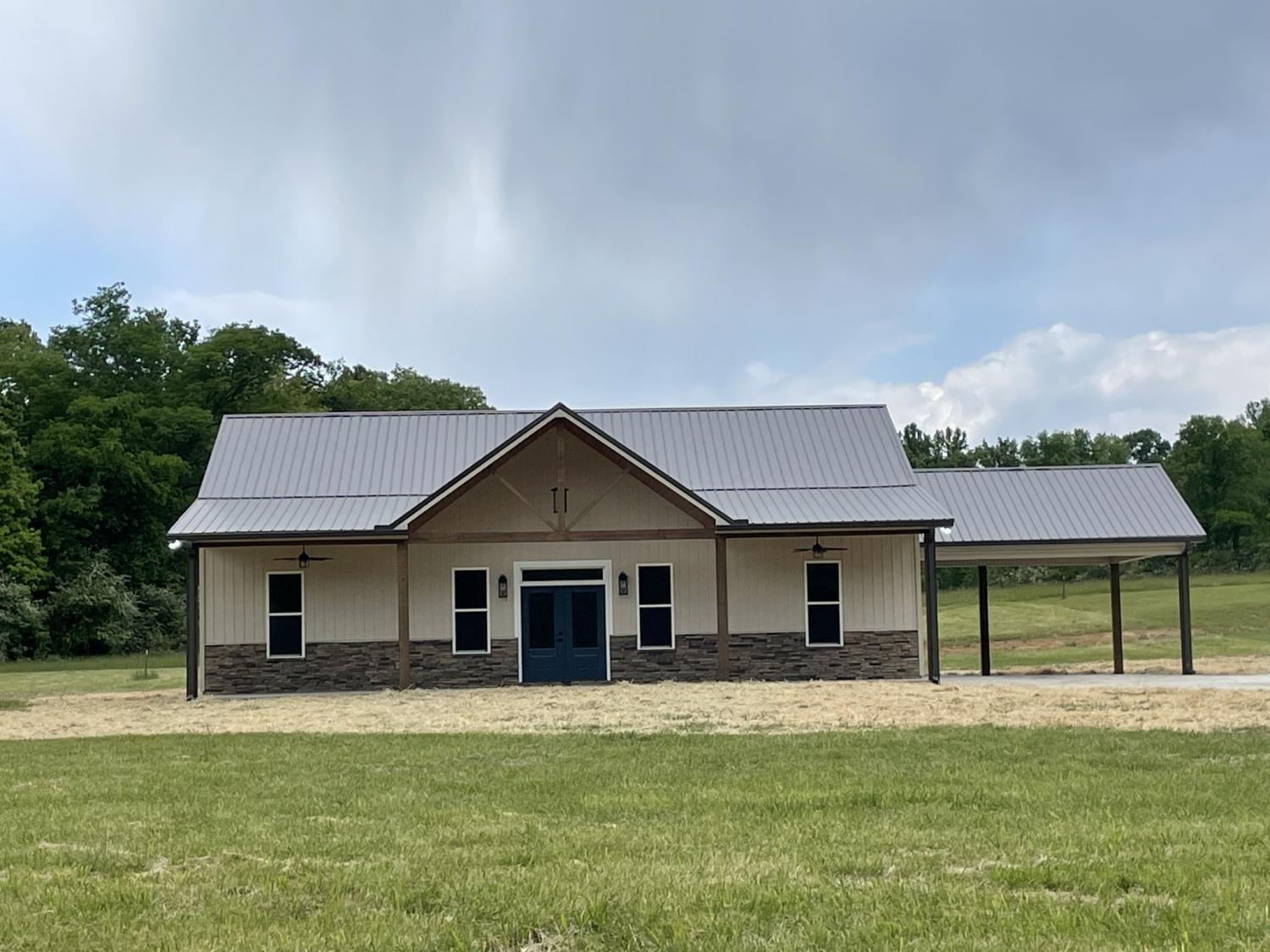 682-E-Piney-Rd--E For Sale