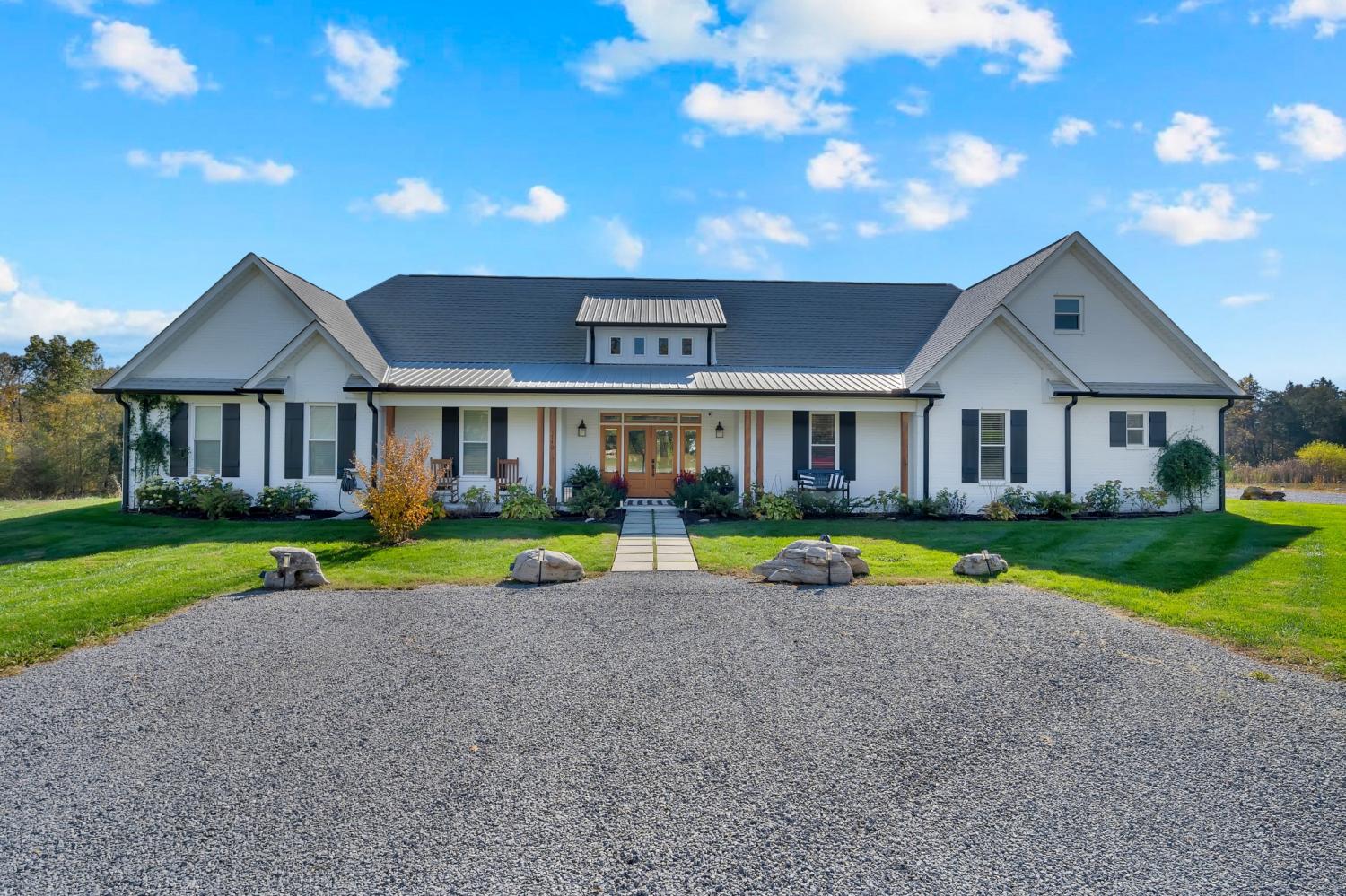 1740-Bear-Creek-Pike For Sale