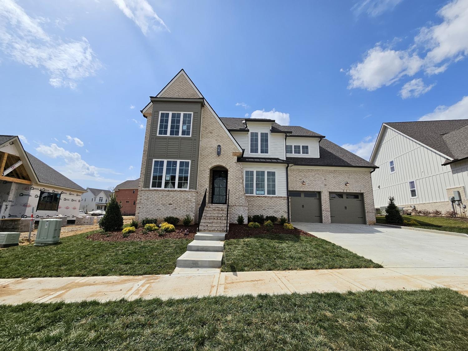 2915-Avenue-Downs-Dr For Sale