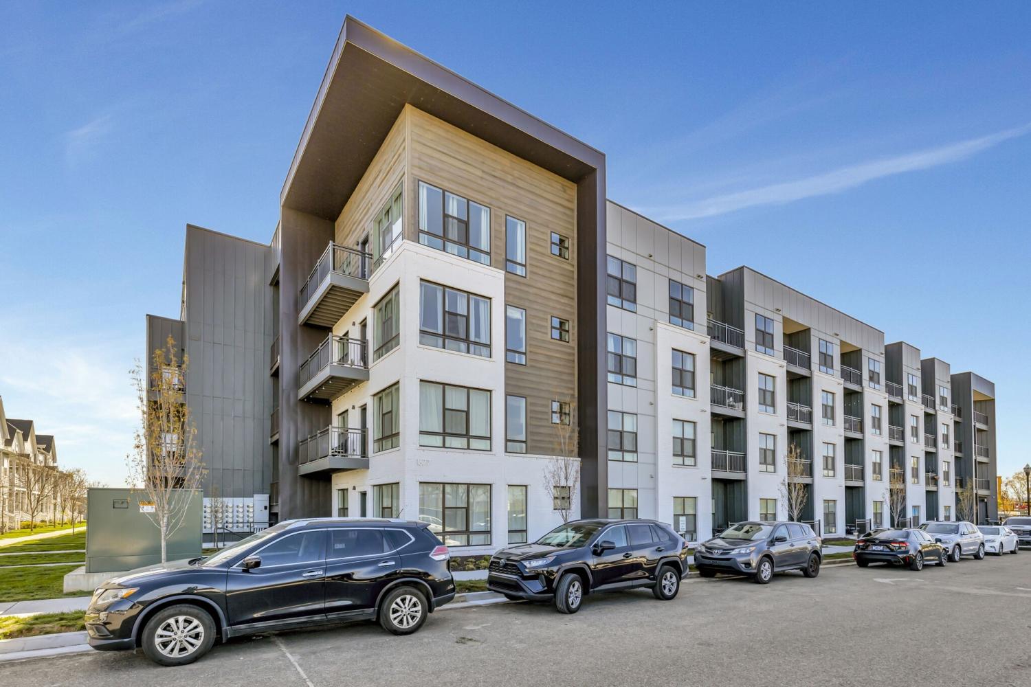 1677-54th-Ave--N For Sale