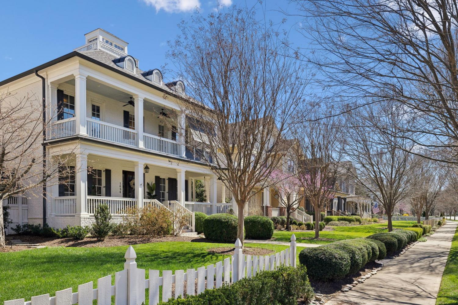 1434-Westhaven-Blvd For Sale