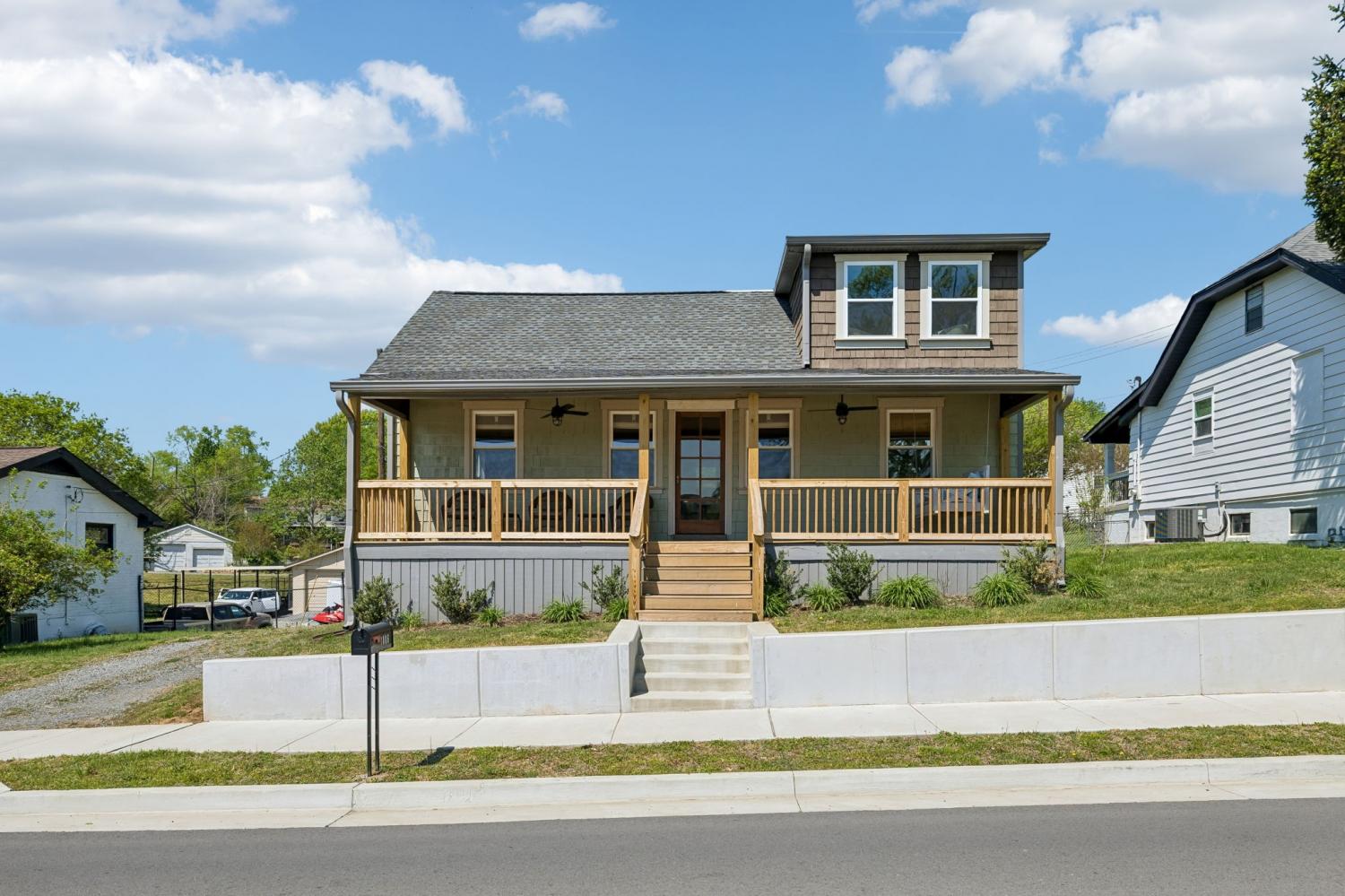 1806-Riverside-Rd For Sale