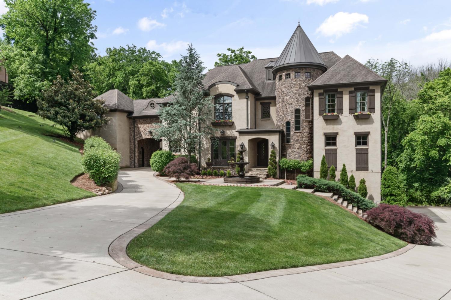 399-The-Lady-of-the-Lake-Lane For Sale