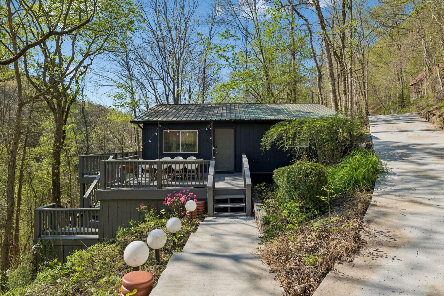 1407-Lakeside-Dr For Sale