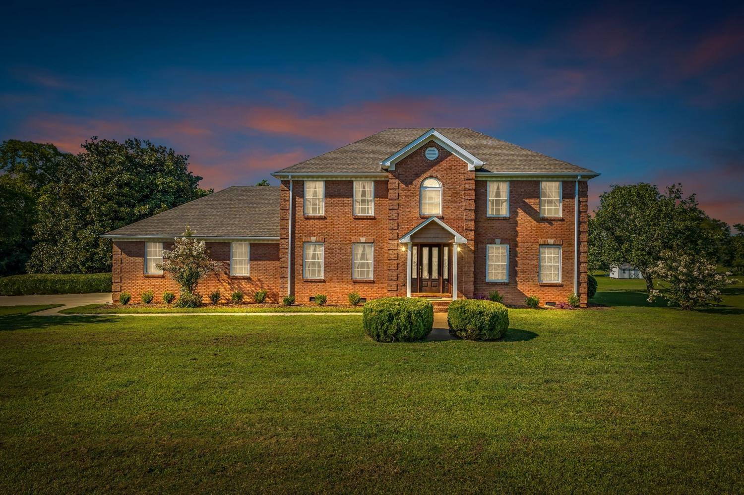 207-Sugar-Tree-Ln For Sale