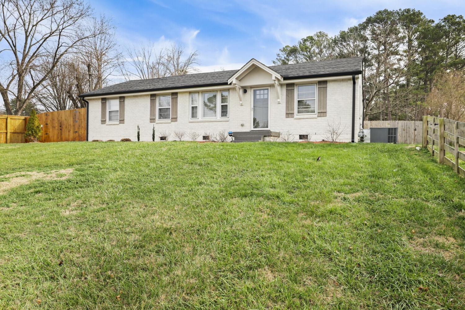 3826-E-Ridge-Dr For Sale