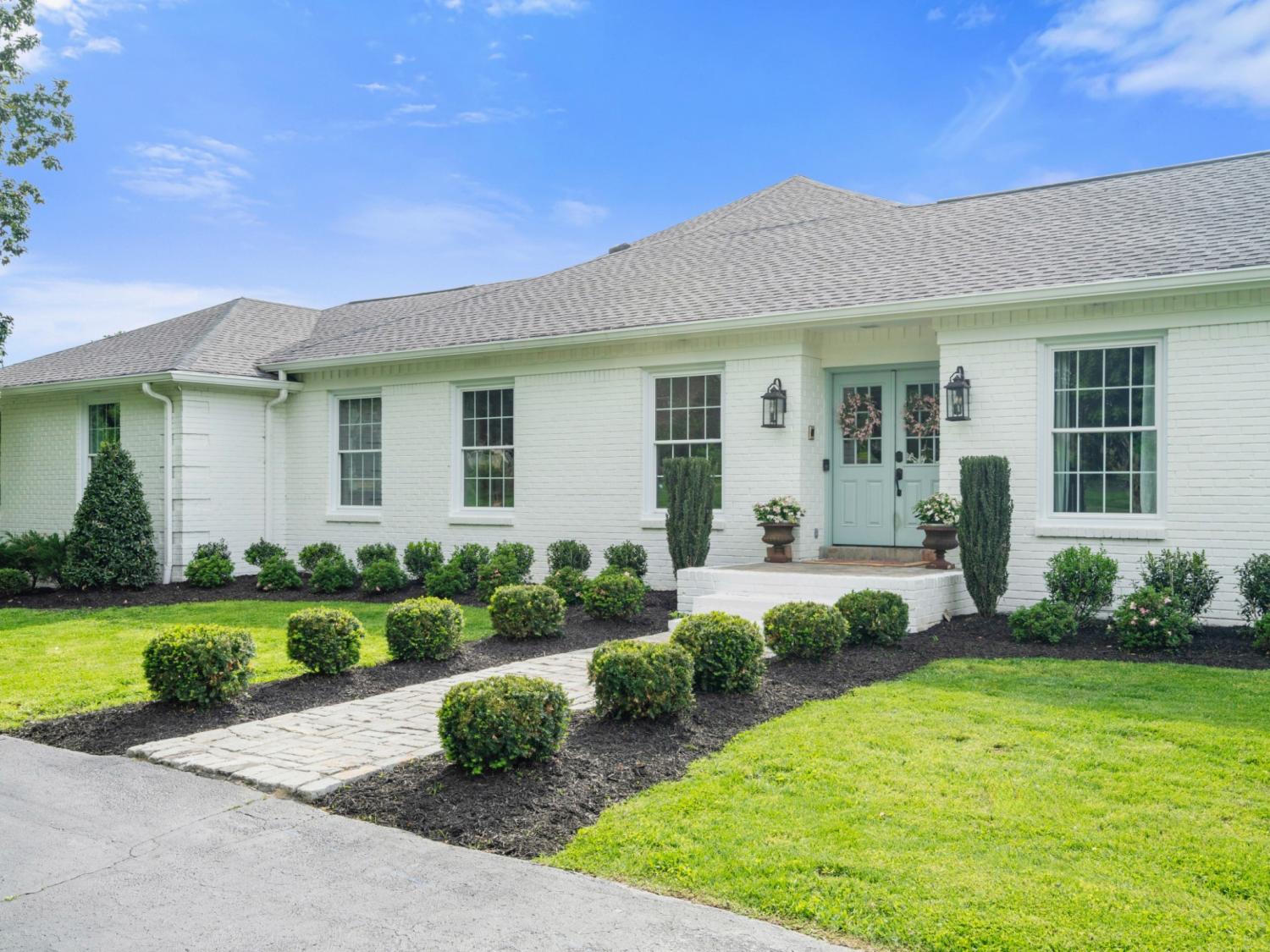 Brentwood Middle School Property for Sale