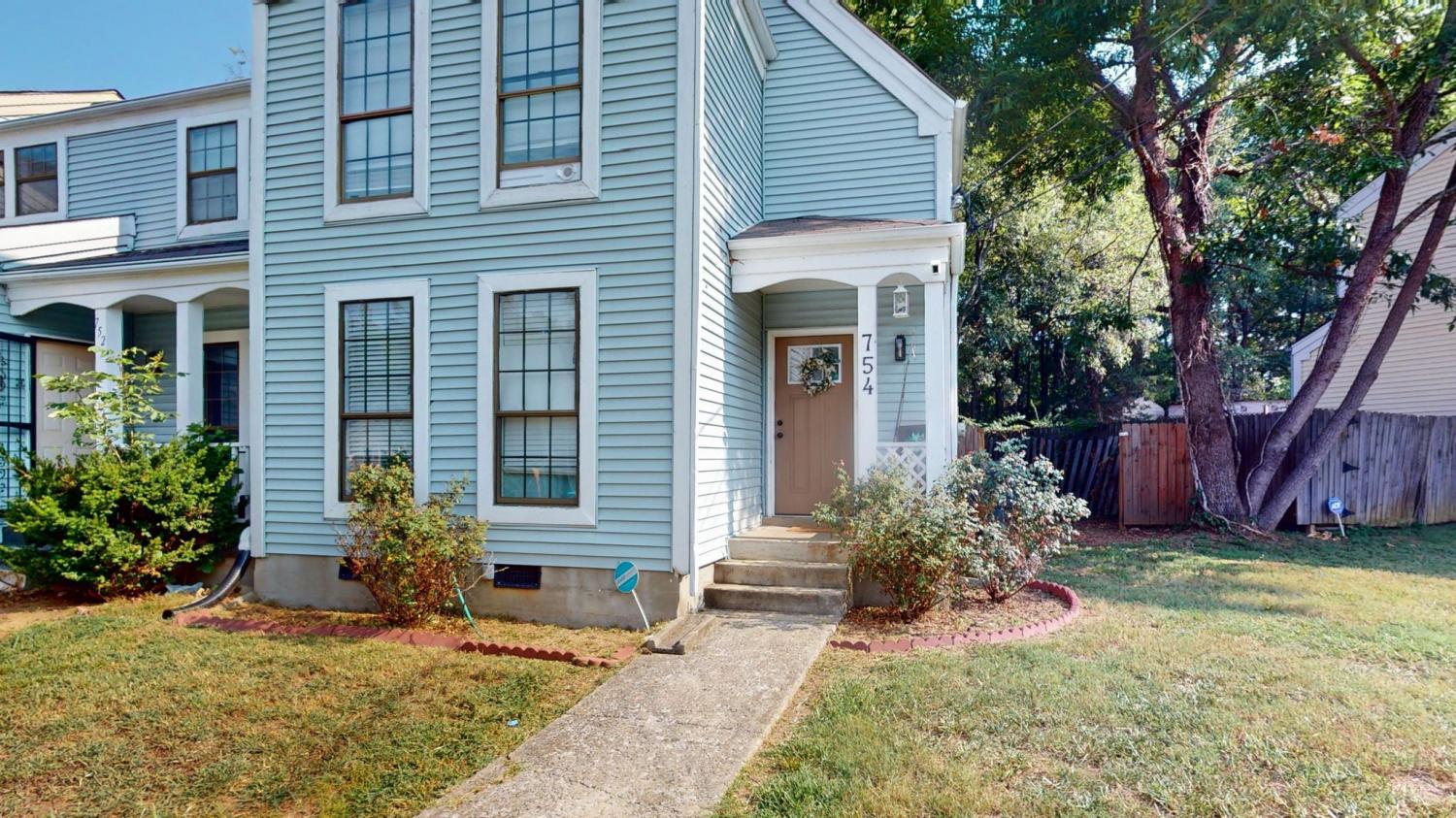 754-Lake-Terrace-Dr For Sale