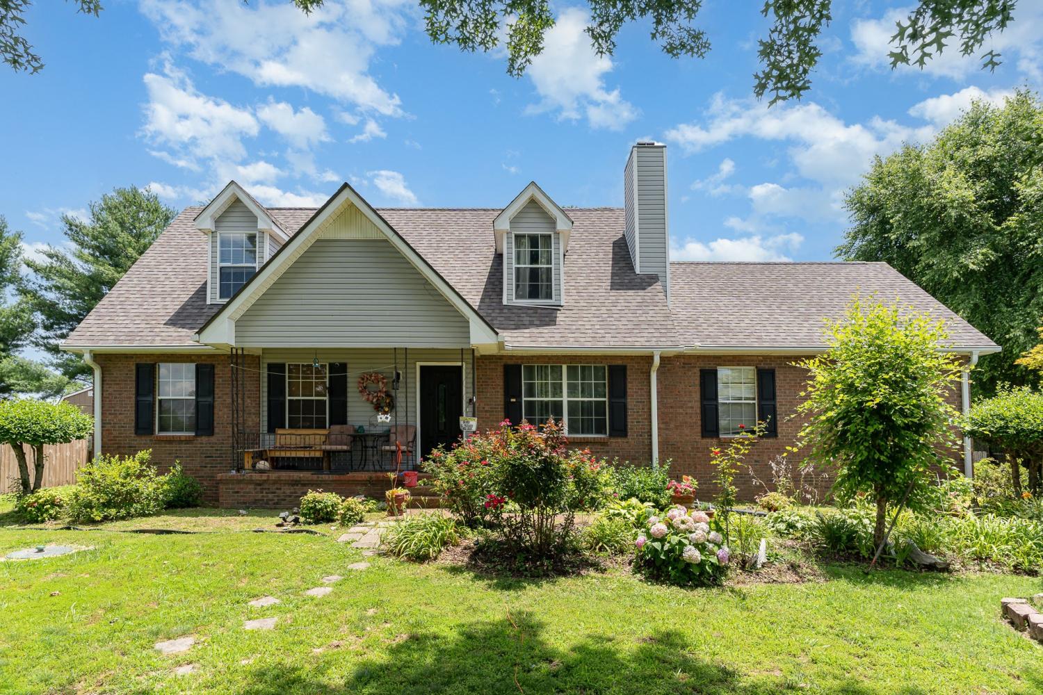 102-Dawn-Ct For Sale