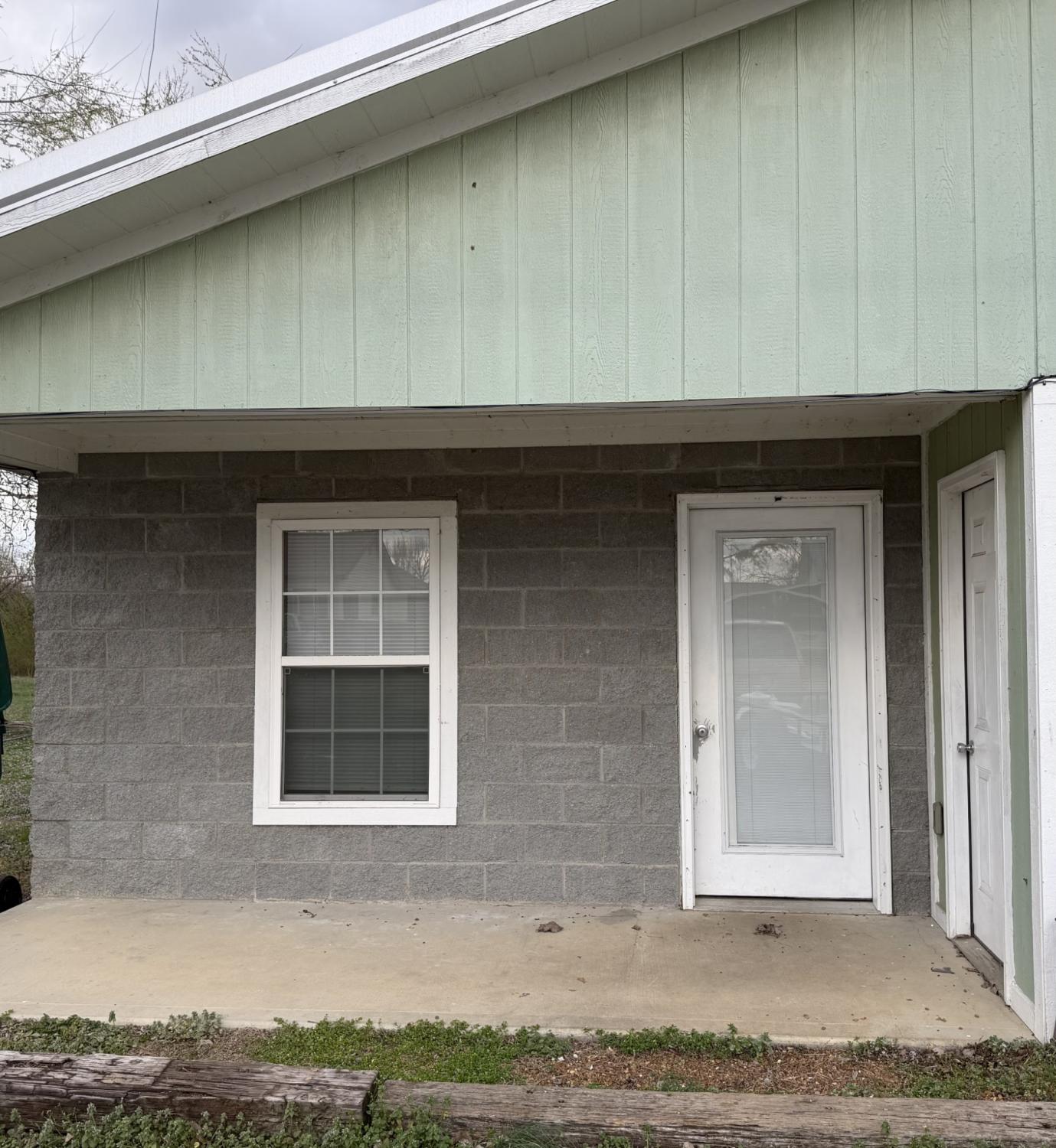 126-N-Oak-St For Sale