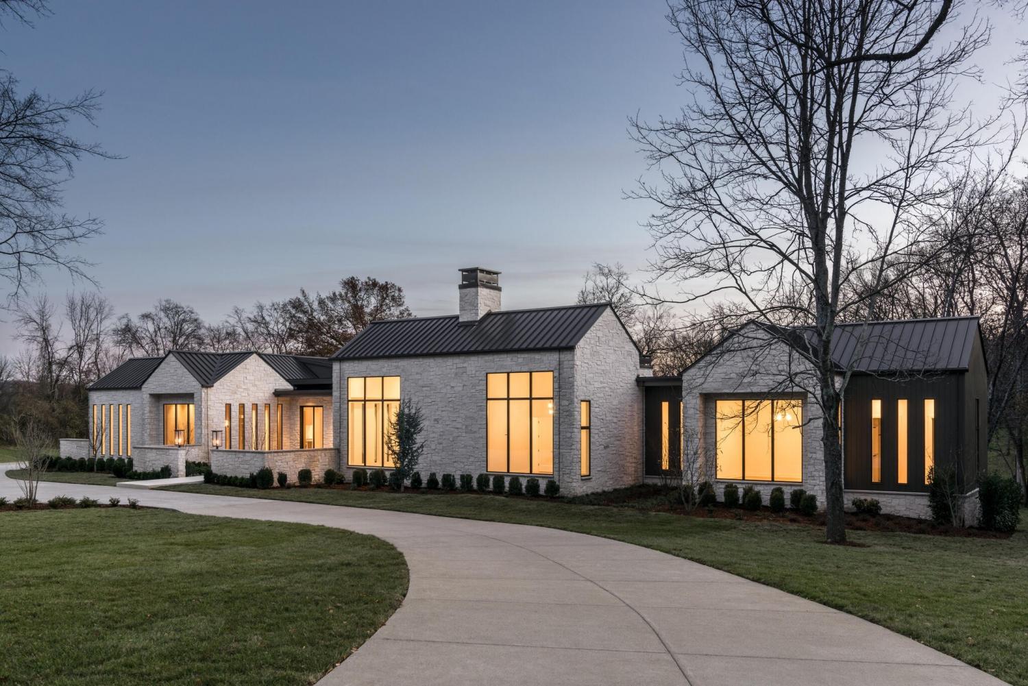 6315-East-Valley-Road For Sale