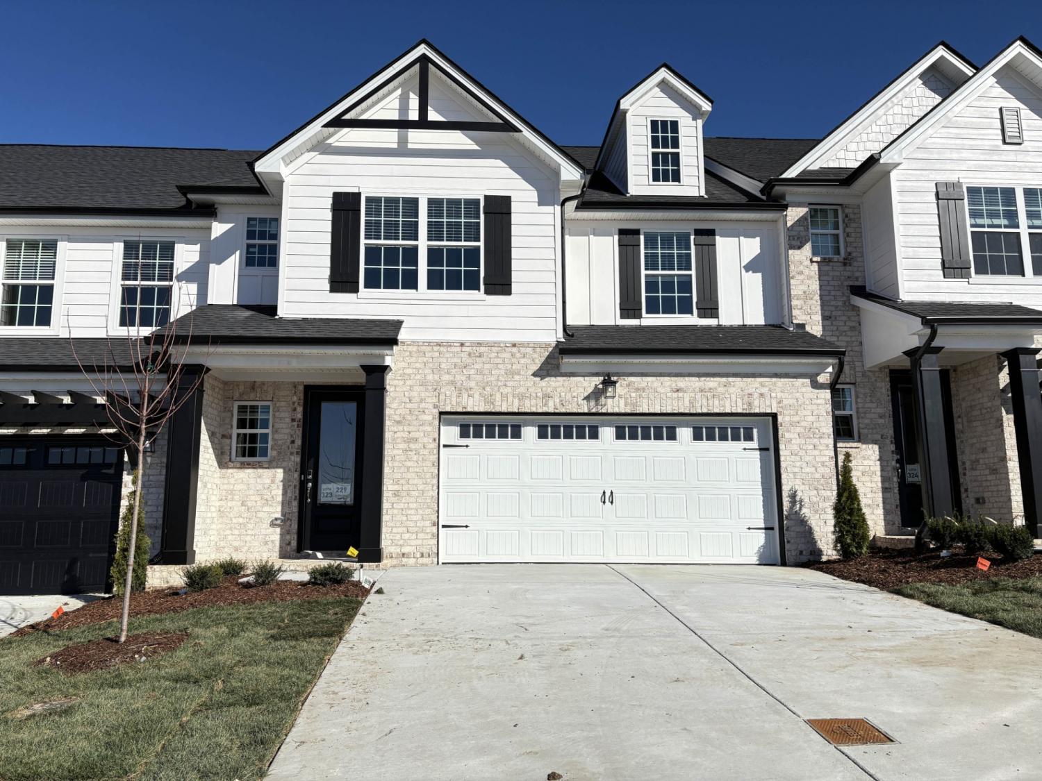 229-Glencrest-Drive-Lot-323 For Sale