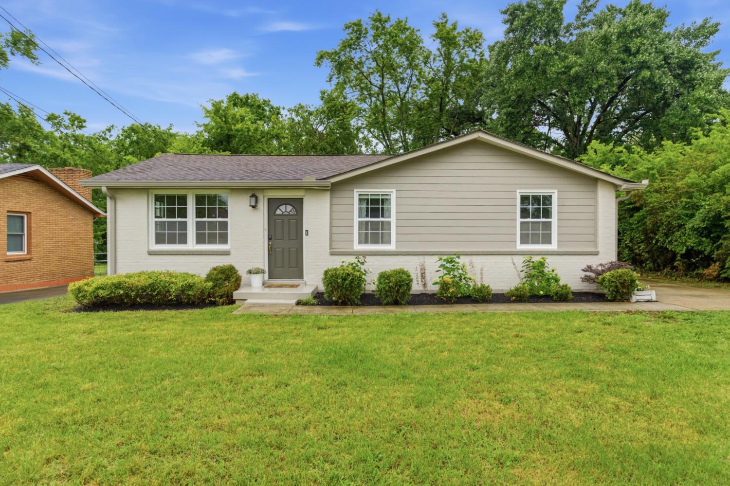 3037-Kings-Ln For Sale
