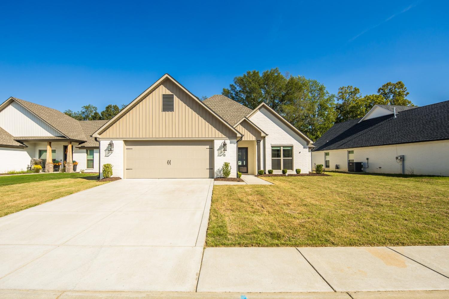 18-Kingston-Creek-Dr For Sale