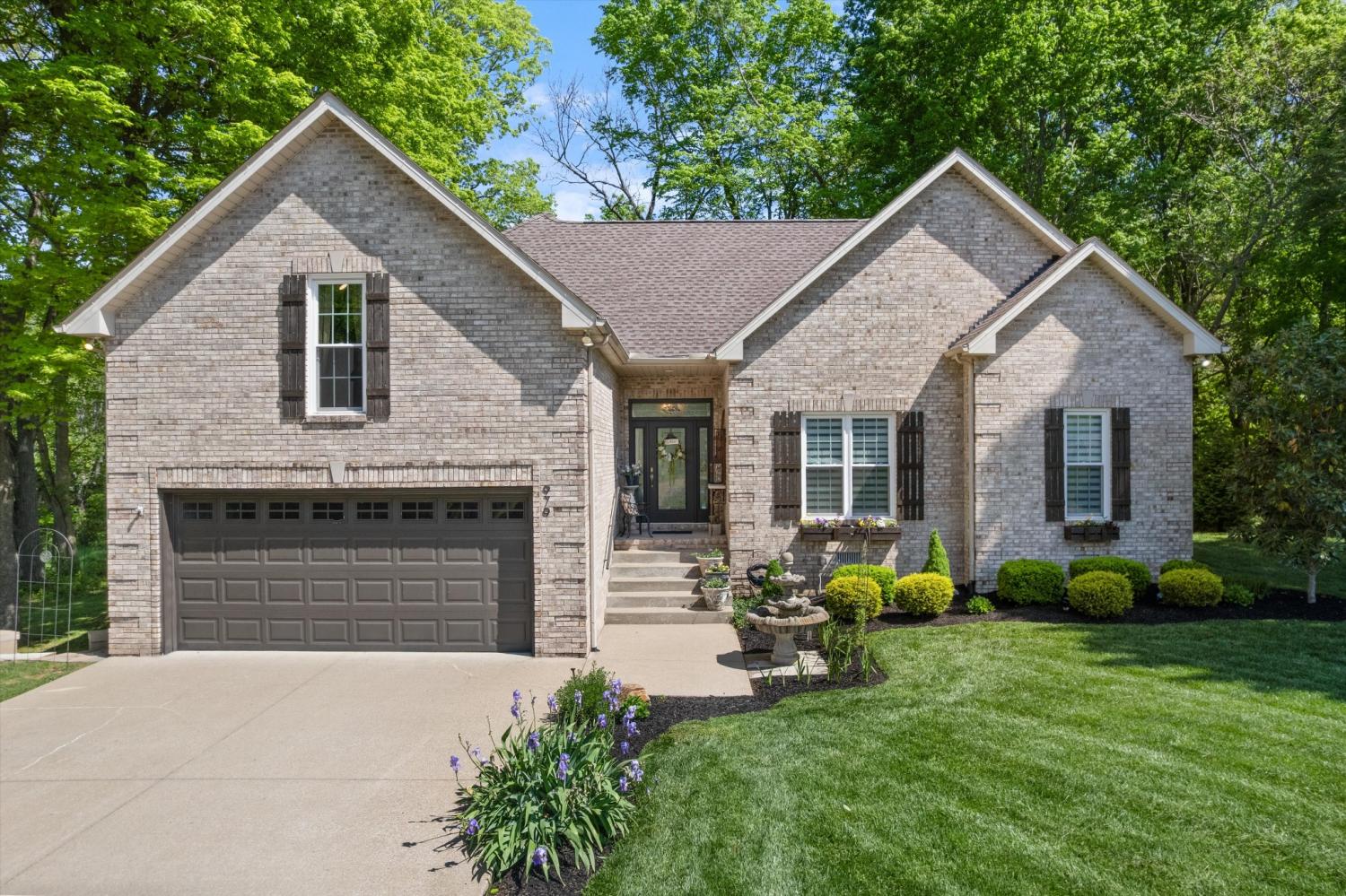 979-Hunters-Ln For Sale