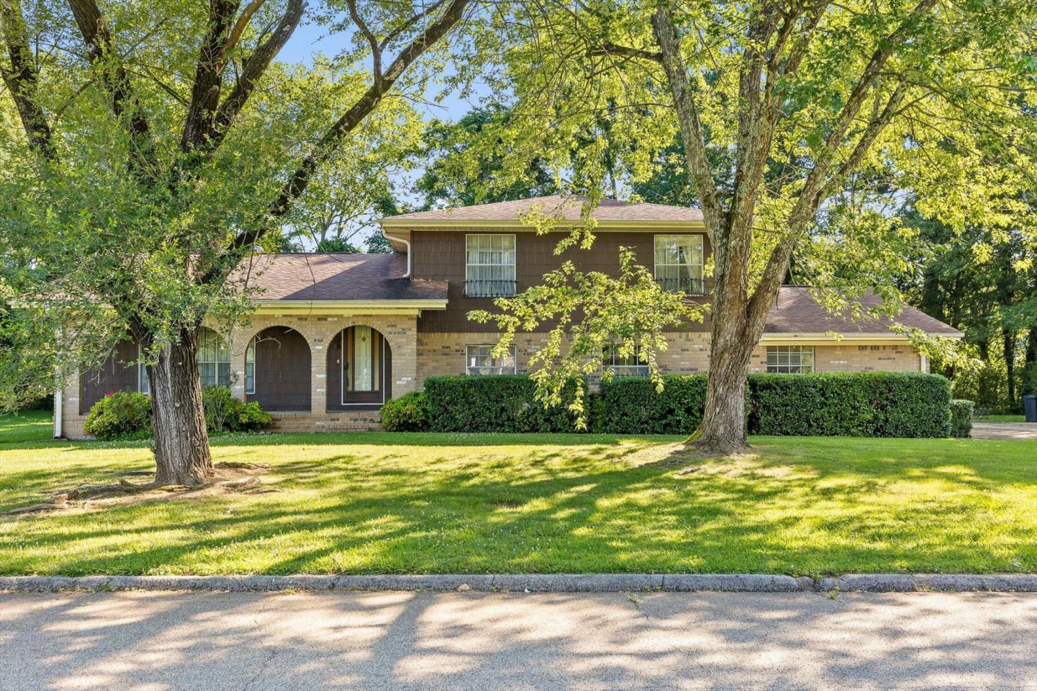 999-Wyndsor-Drive For Sale
