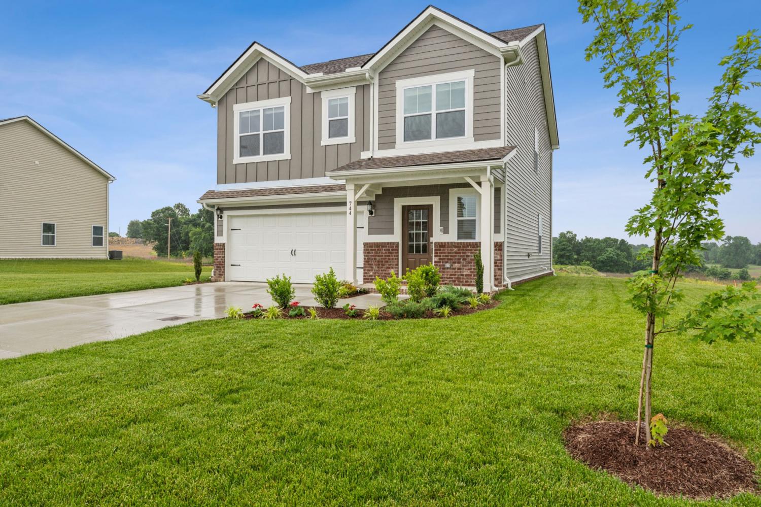 744-Emerson-Ln For Sale