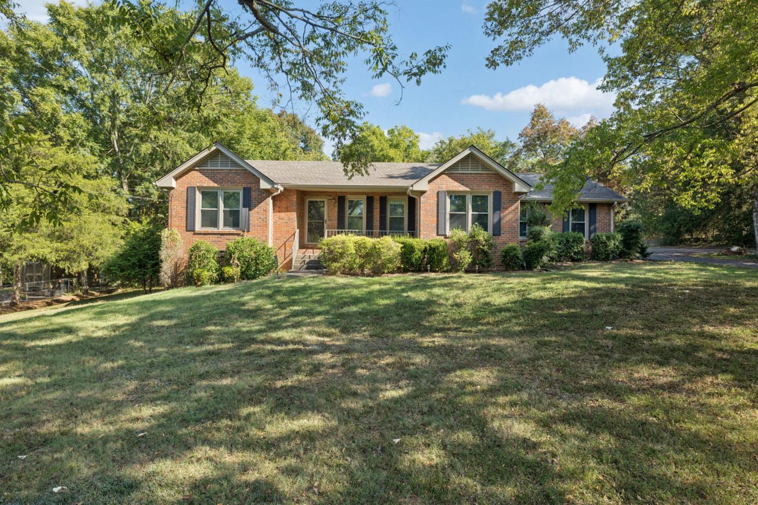 1907-Roanoke-Dr For Sale