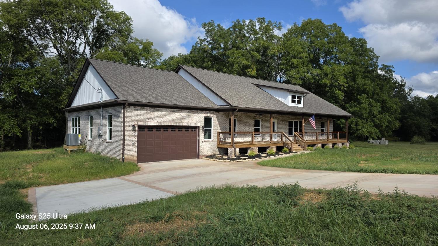 Hampshire Unit School Property for Sale