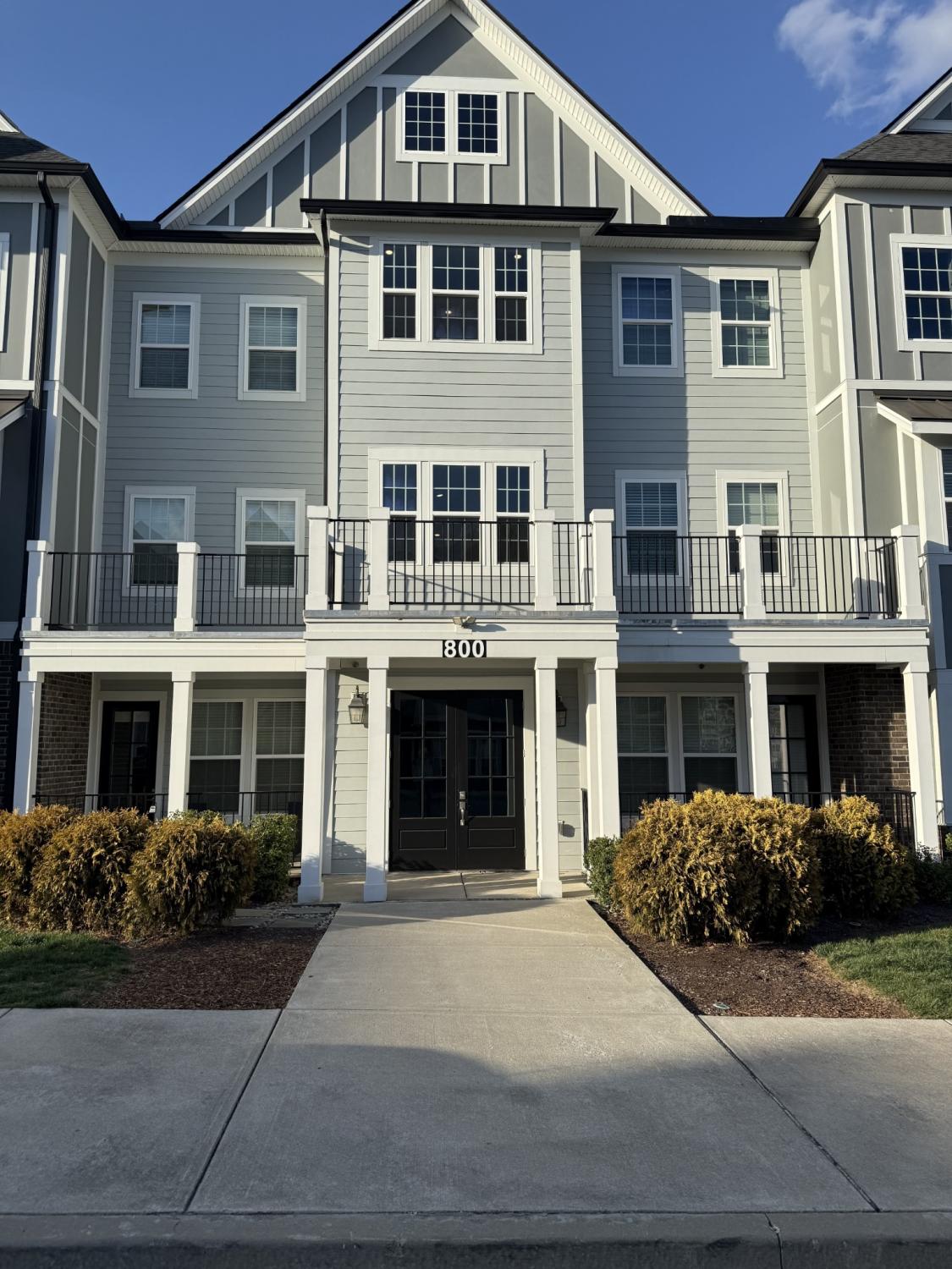 800-Vintage-Green-Ln For Sale