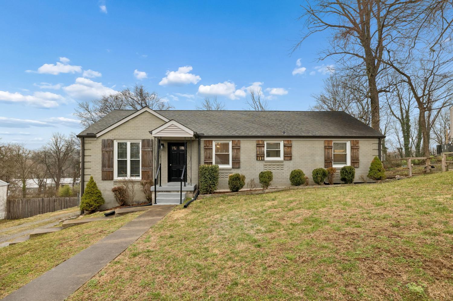 720-Cameo-Dr For Sale