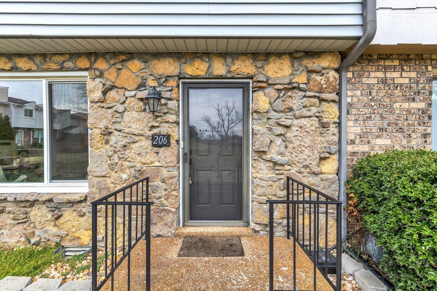 206-Flowerwood-Ct For Sale