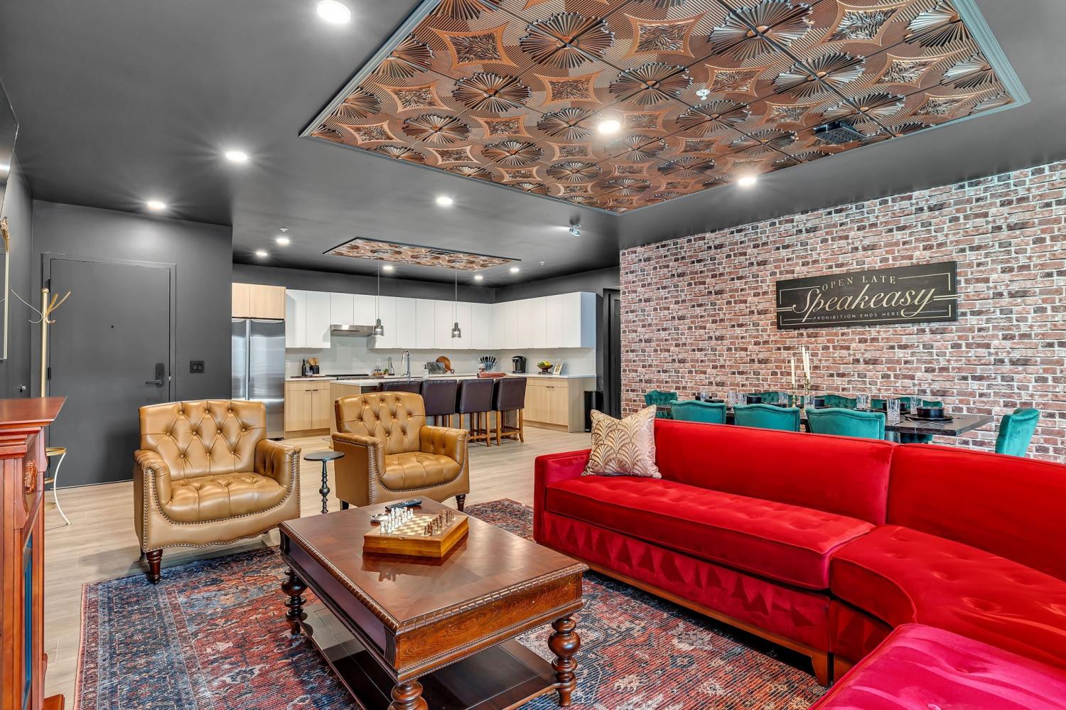 635-7th-Ave--S For Sale