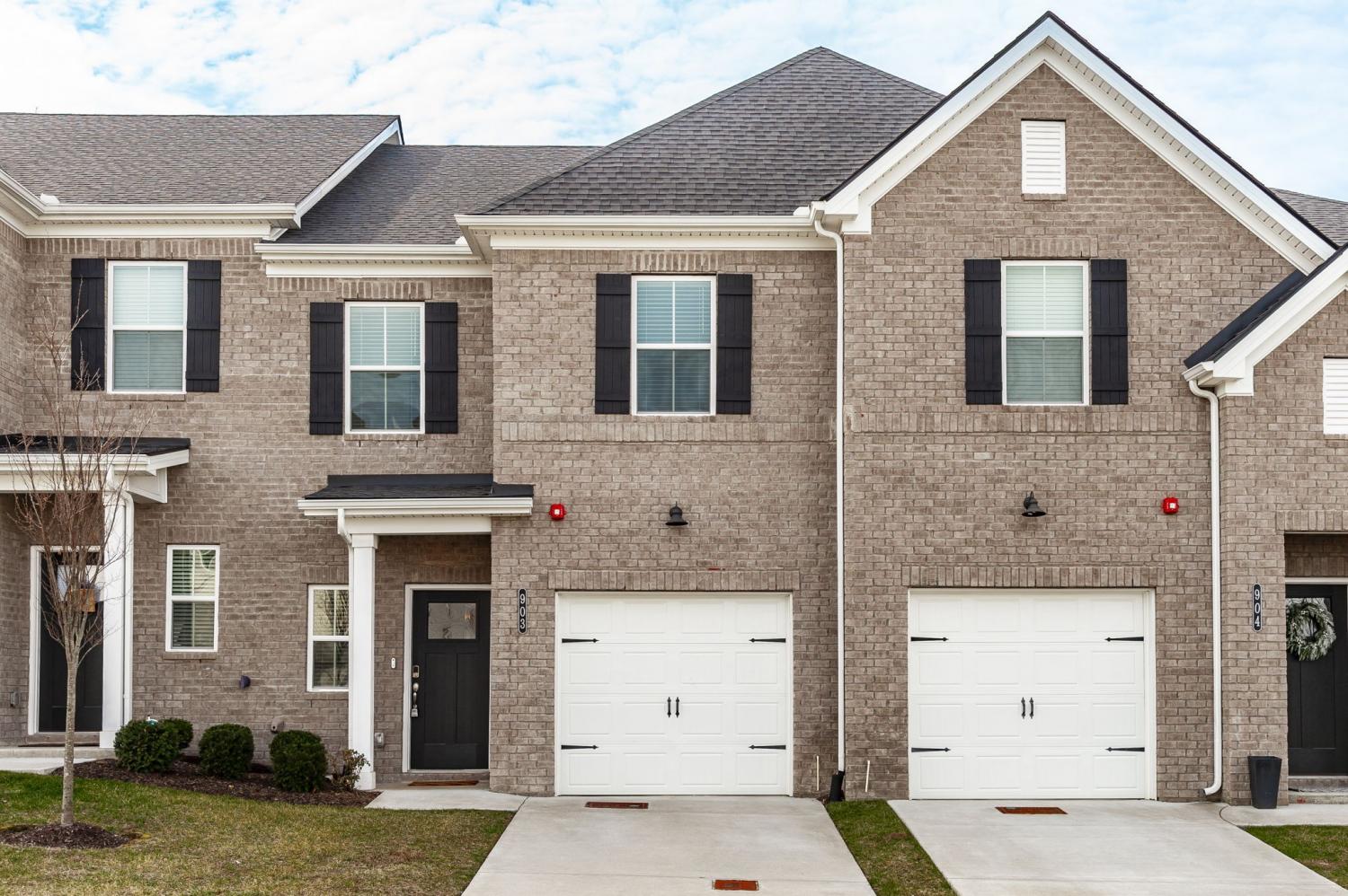 204-Douglas-Bend-Rd For Sale