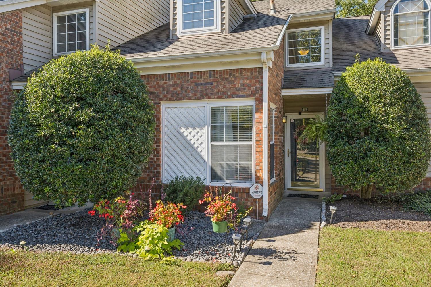 357-Yorkshire-Cir For Sale