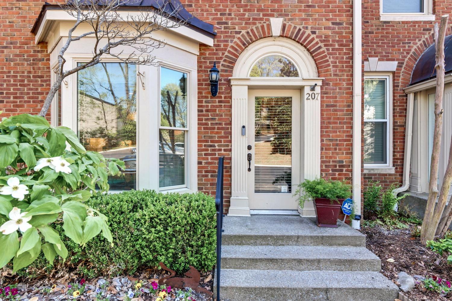 207-Cheswick-Ct For Sale