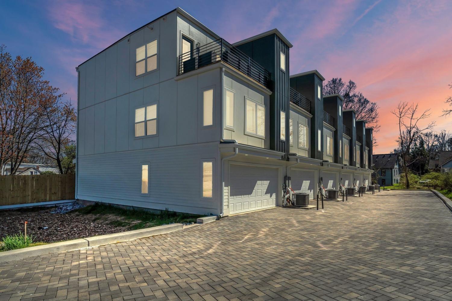 1016-W-Kirkland-Ave For Sale