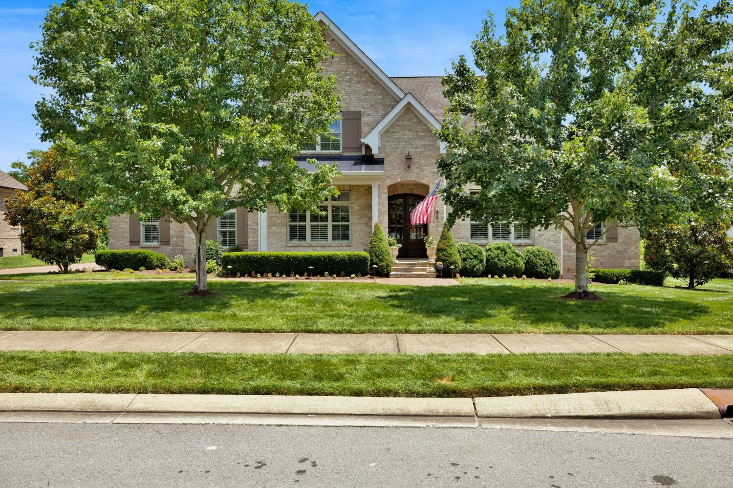 4111-Old-Light-Cir For Sale